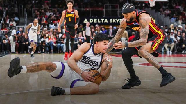 老鹰双少末节接管比赛！沃克：我和杰伦-约翰逊是“犯罪搭档”